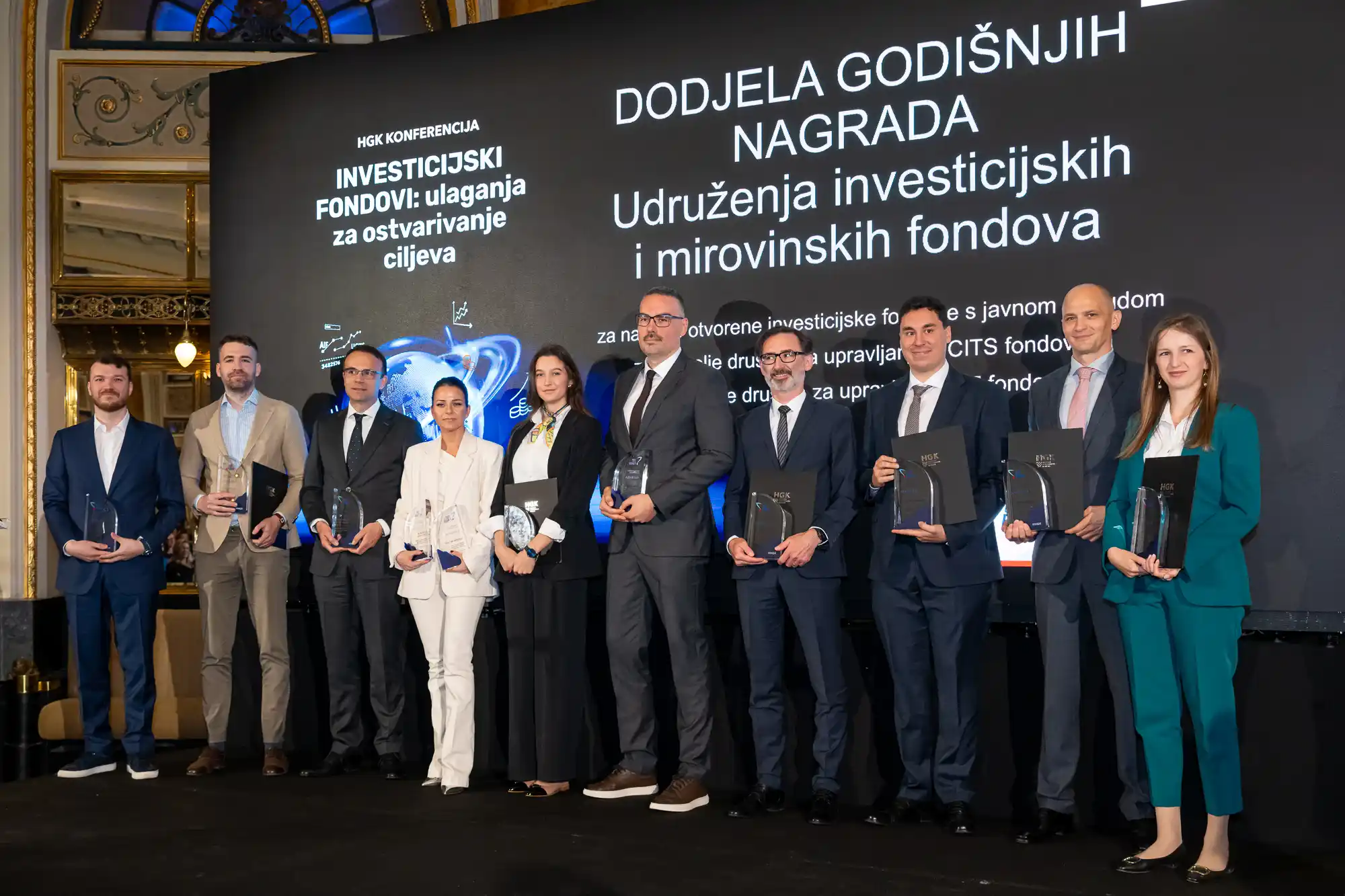 dobitnici grupna fotografija.jpg