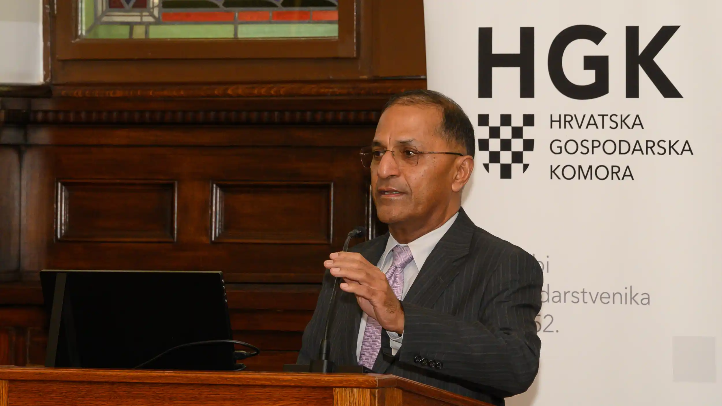 DSC_2338-Arun Goel.jpg