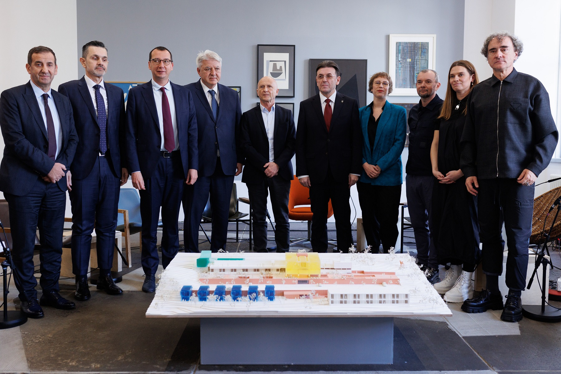 Fotografija 1_Konferencija.jpg