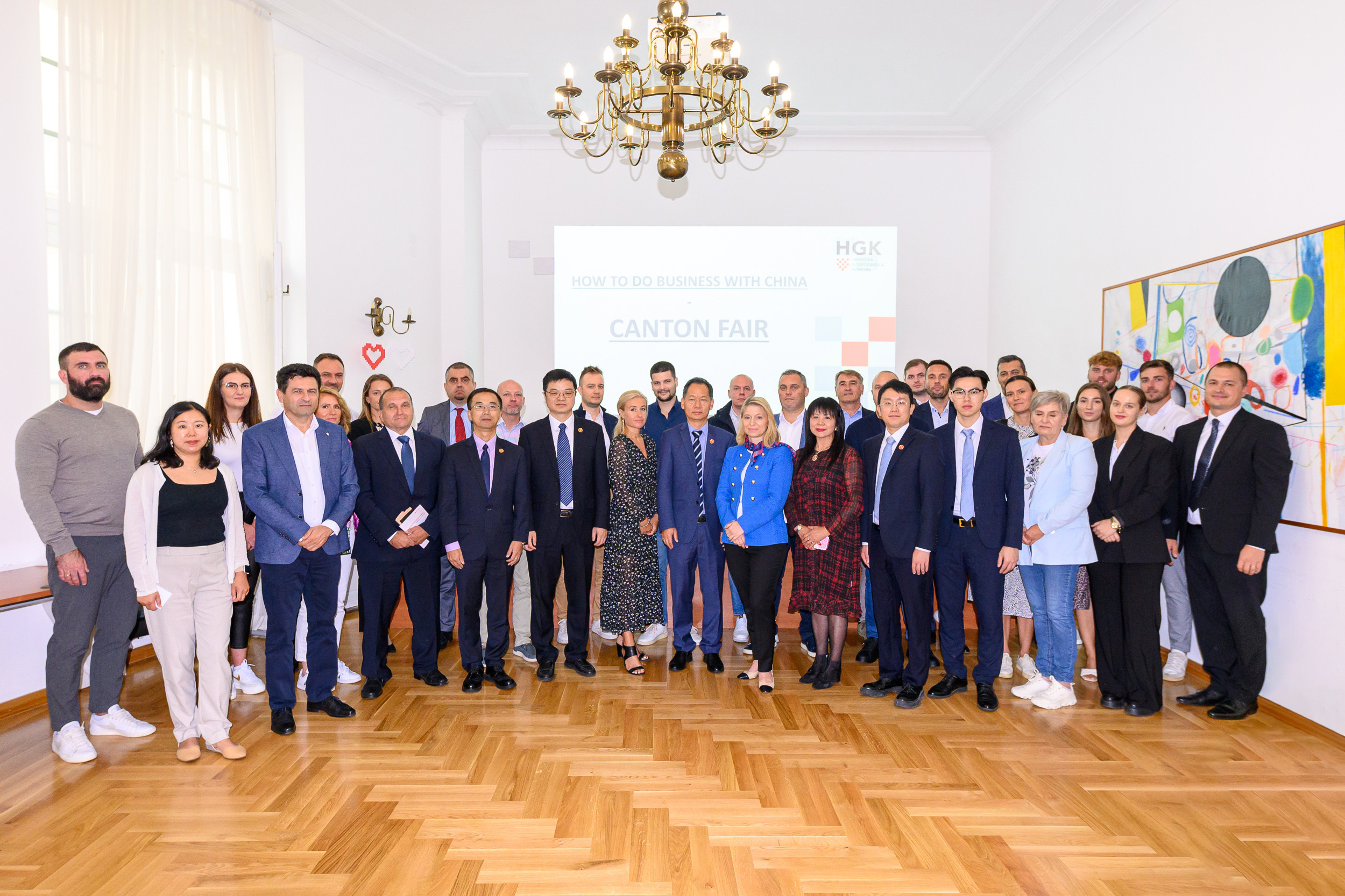 grupna fotografija (1).jpg