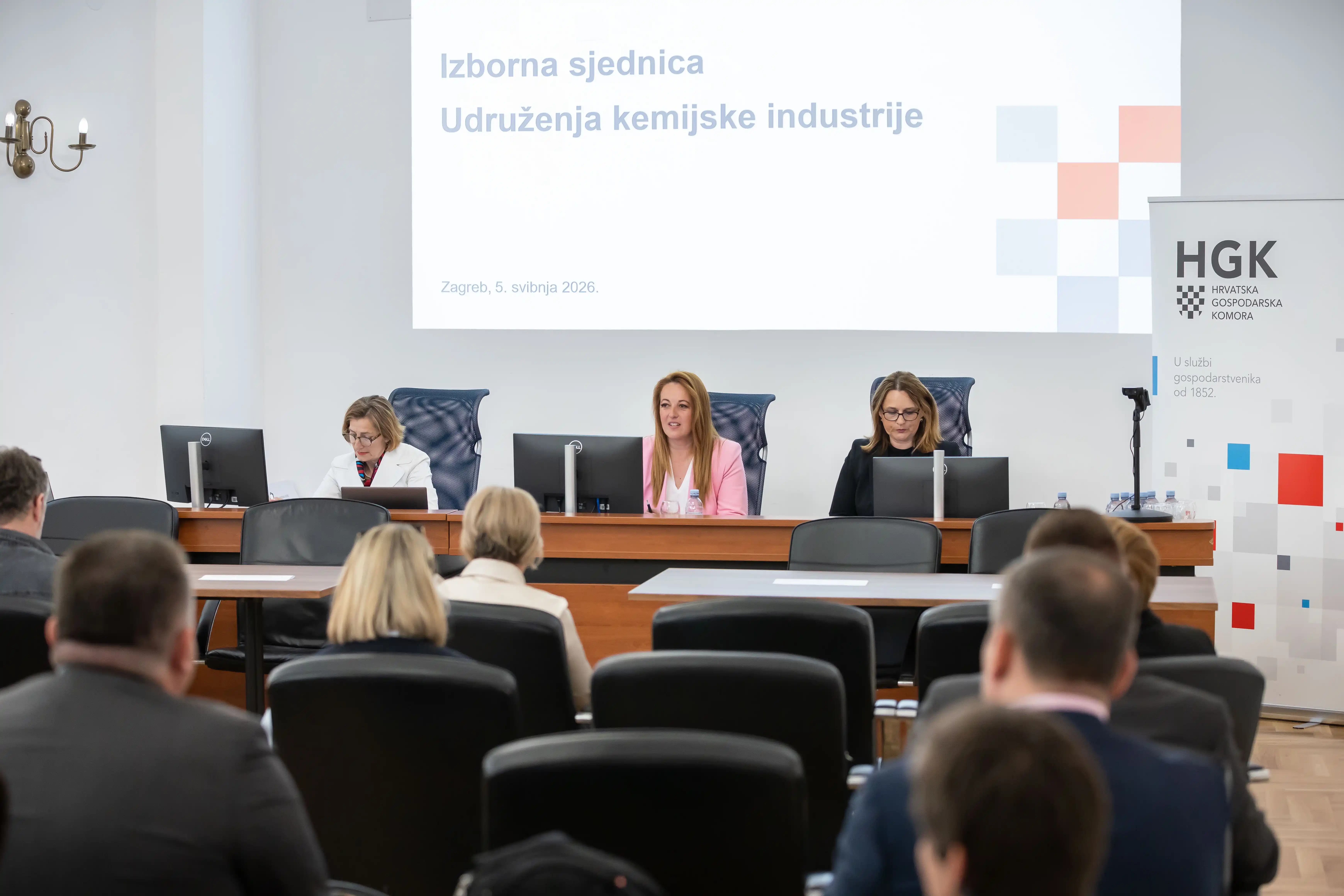 HGKkemijska-industrija011_050526.jpg