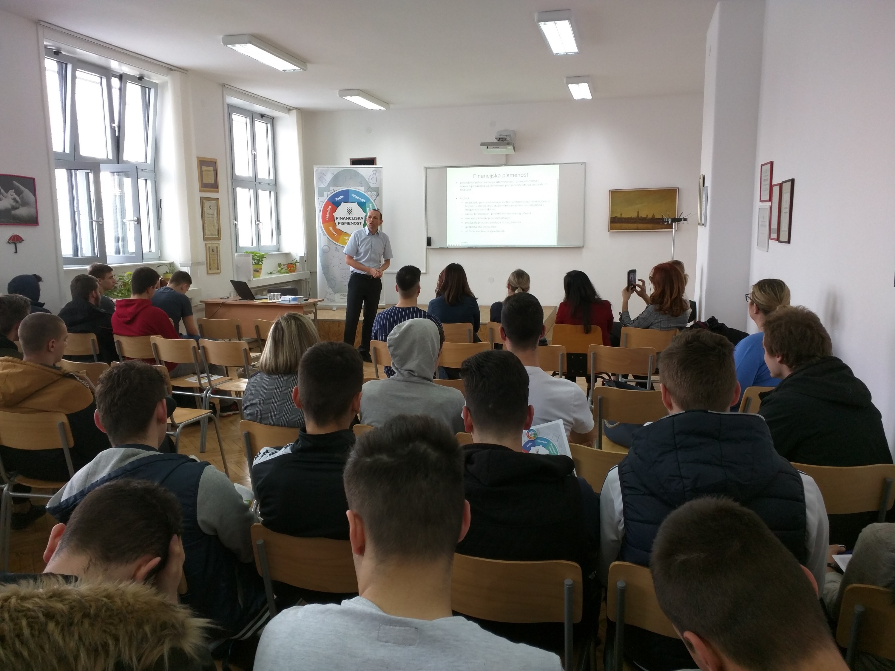 Elektrostrojarska obrtnička škola