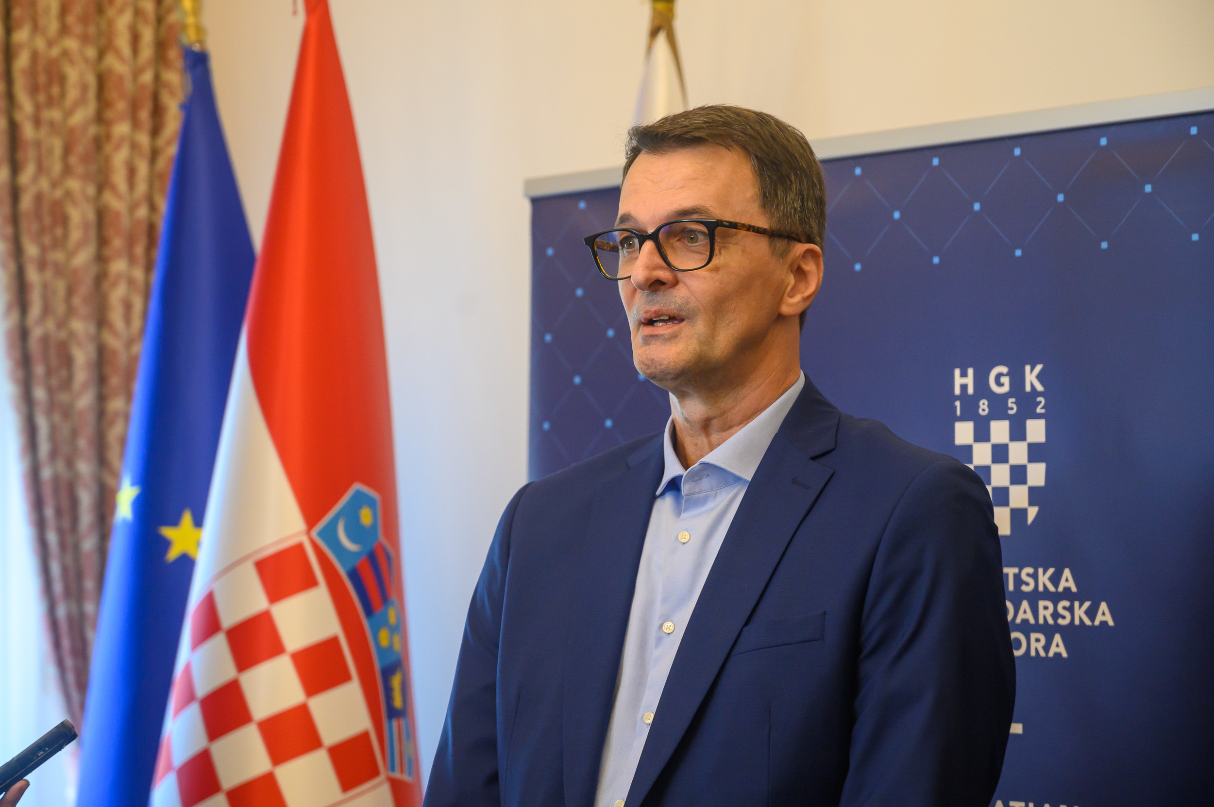izjave Alan Perl.jpg