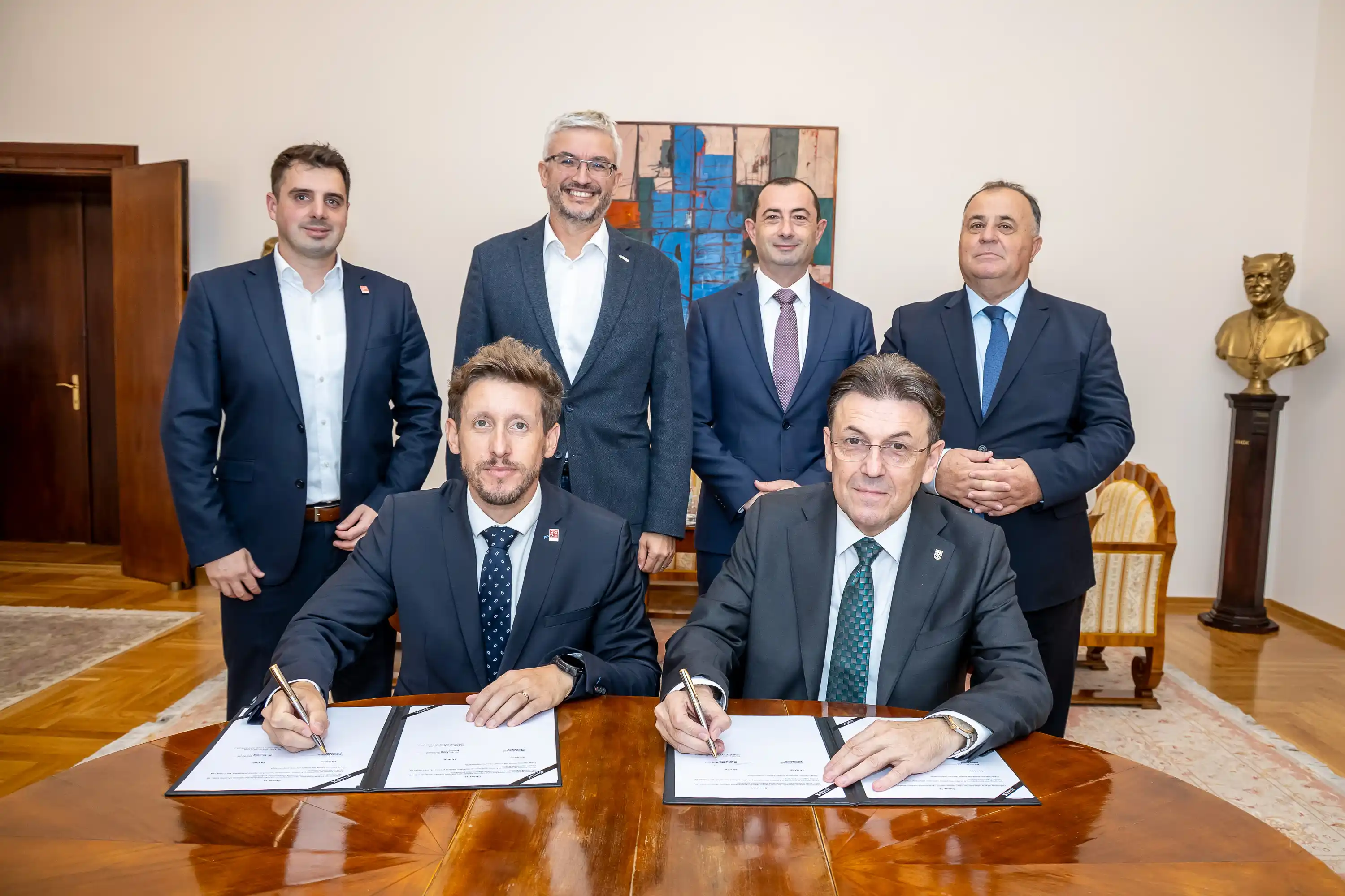Matija Kikelj, Haris Pavletić, Branimir Kos, Petar Mišević, Nikola Vincetić, Luka Burilović.JPG