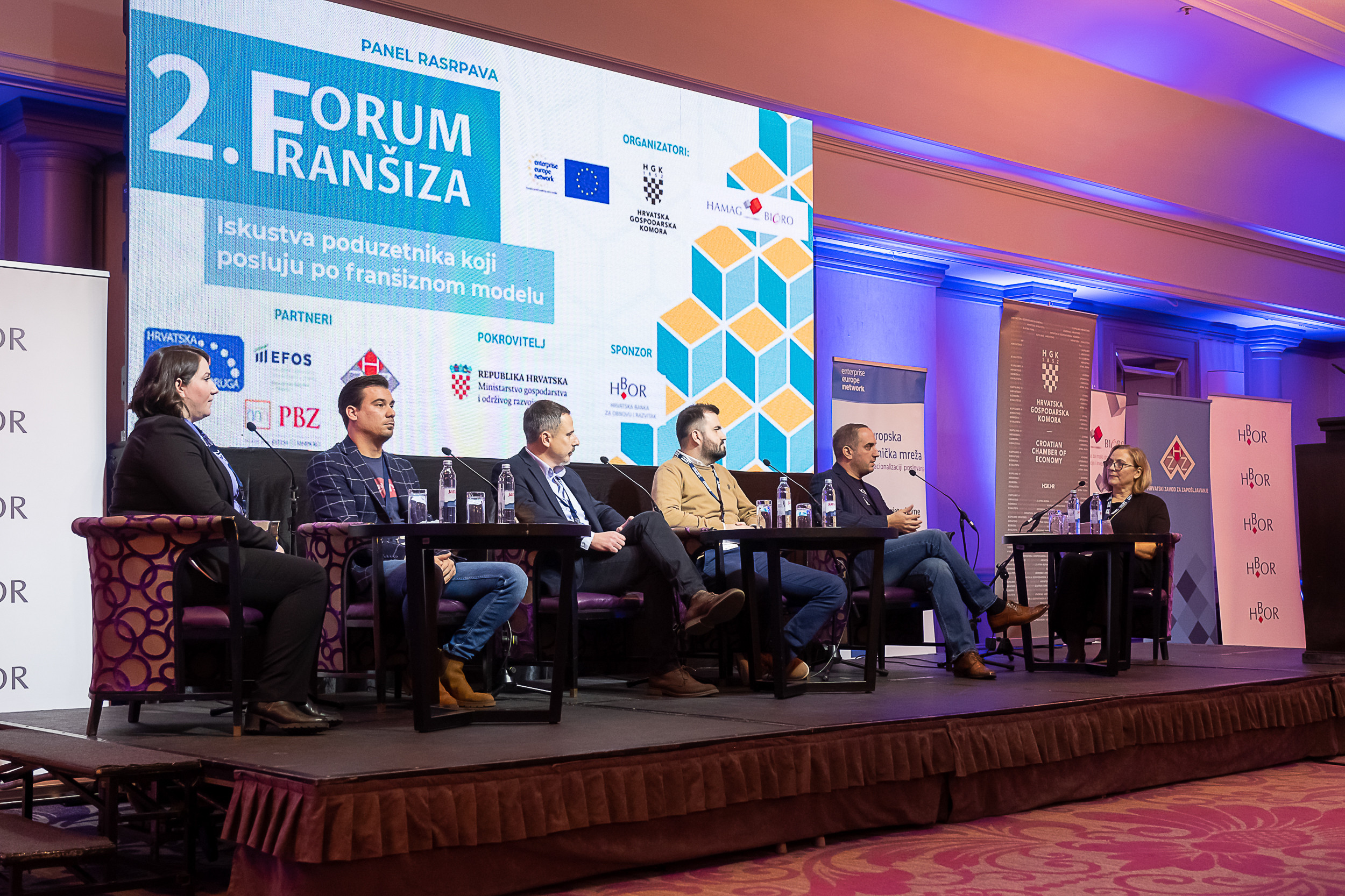 Panel 1 Jurić, Blažević, Tkalčić, Kosir, Orlić, moderator Kukec1.jpg