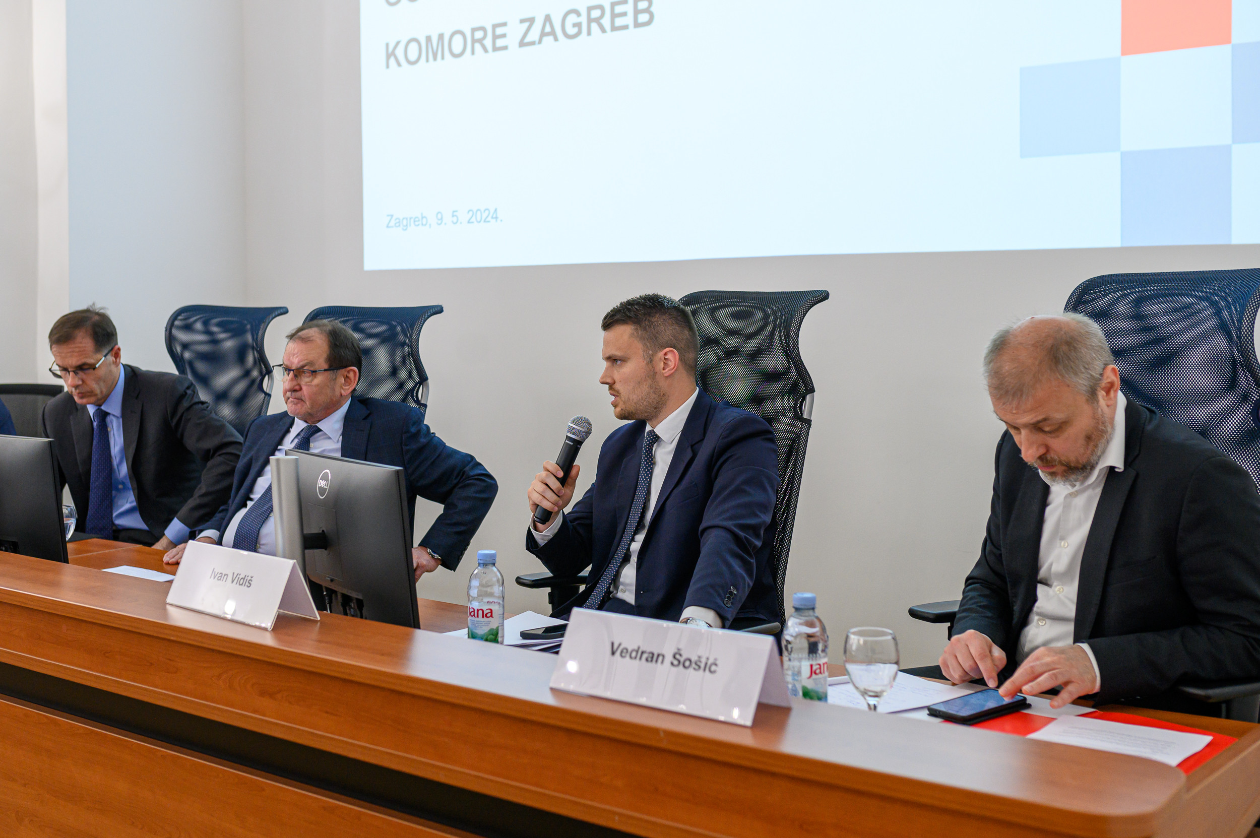 panel Šaravanja, Kamenski, Vidiš, Šošić2.jpg