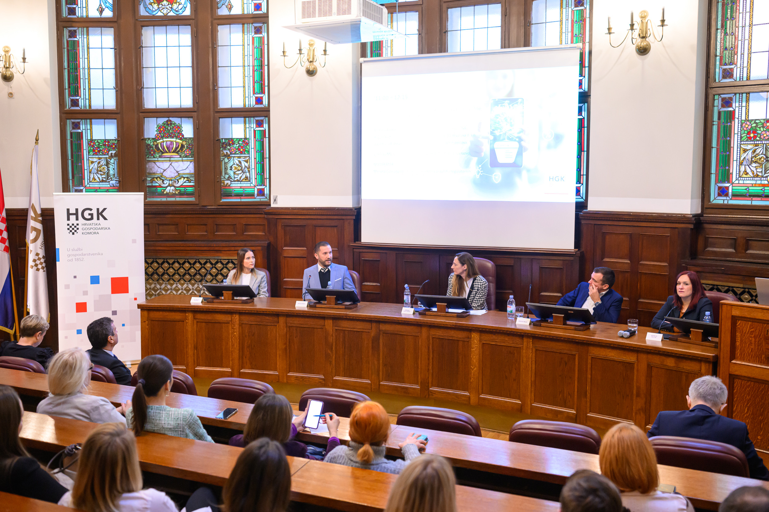 panelisti Cibulić Blažević, Križić, Čulo Jovičić, Majić i Kajtaz.jpg