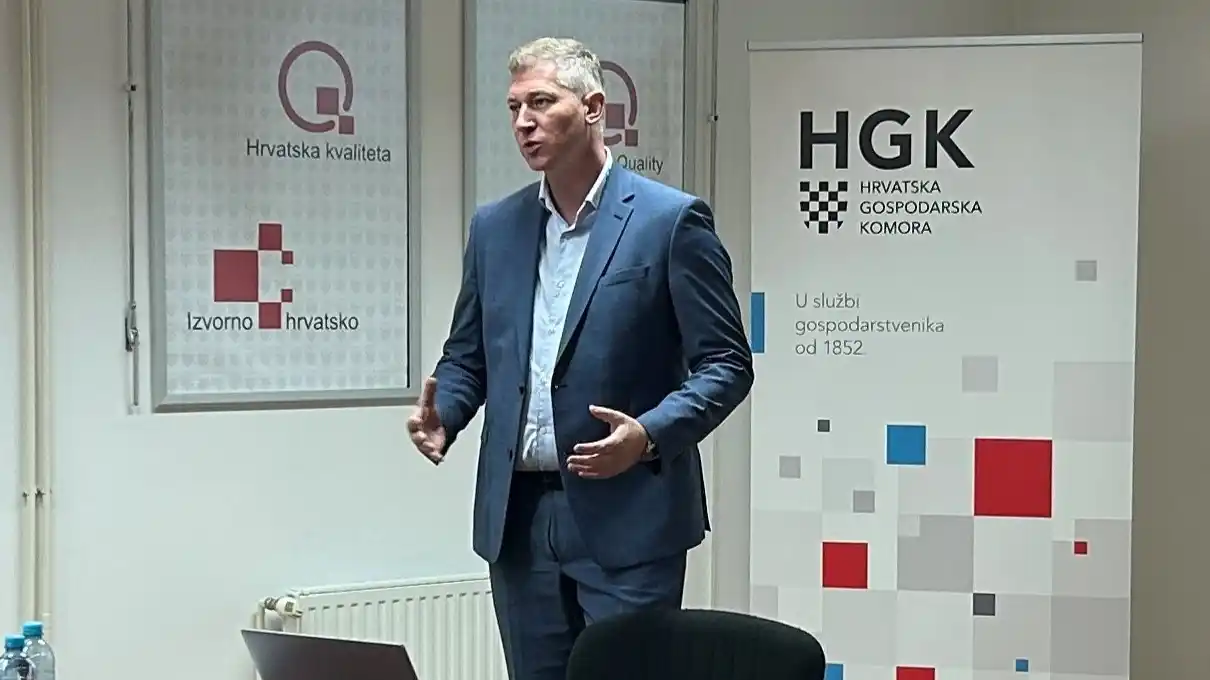 smart city požega bojan.jpg