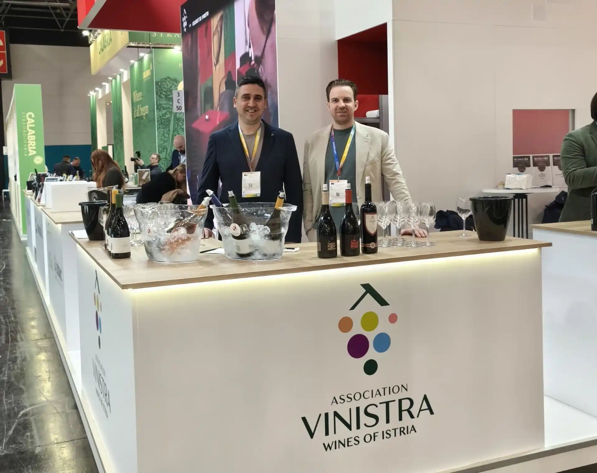 Viniistra.jpg