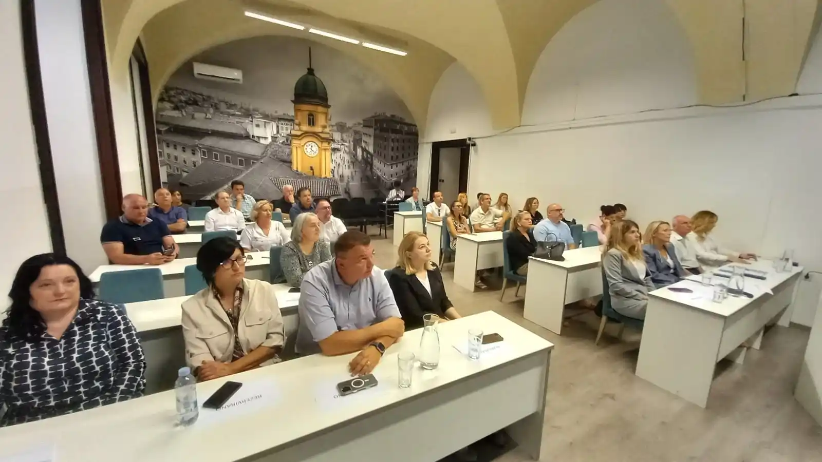 Zajednička sjednica ŽK Ri publika.jpg